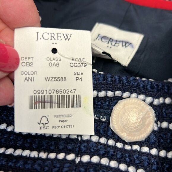 J. Crew Factory CG379 Navy and white Tweed lady jacket with gold buttons size 4P - Picture 5 of 9